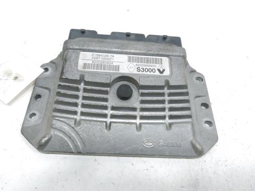 Used Engine control unit (ECU) RENAULT MEGANE II (BM0/1_, CM0/1_) 1.6 16V (BM0C, CM0C) (113 hp) 30984701