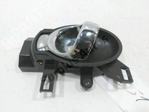 rear-left-interior-door-handle-nissan-juke-f15-2010-2011-2012-2013-2014-2015-2016-2017-2018-2019-30999982 main image