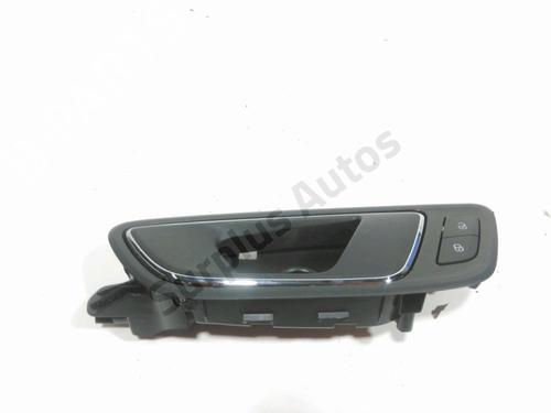 Used Front left interior door handle Front left interior door handle 28243355 28243355