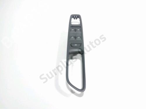 left-front-window-switch-renault-clio-iv-bh_-2012-2013-2014-2015-2016-2017-2018-2019-2020-2021-32154039 main image