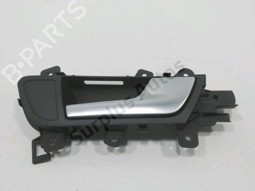 Used Rear right interior door handle Rear right interior door handle 37779798 37779798