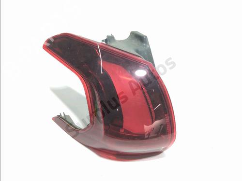 Used Left taillight Left taillight PEUGEOT 2008 I (CU_) 1.2 THP 110 / PureTech 110 (110 hp) 33333929 33333929