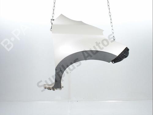 Used Right front fenders Right front fenders TOYOTA URBAN CRUISER (_P1_) 1.4 D-4D 4WD (NLP115_, NLP115R) (90 hp) 36695900 36695900
