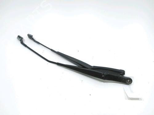 Used Front windshield wiper arm Front windshield wiper arm 31007757 31007757