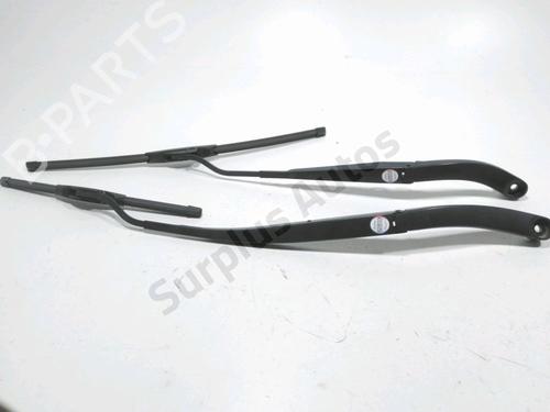Used Front windshield wiper arm Front windshield wiper arm SSANGYONG TIVOLI 1.6 XDi 160 (115 hp) 34262930 34262930