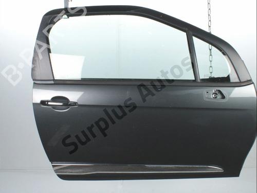 Used Right front door Right front door DS DS 3 (SA_) 1.2 THP 110 / PureTech 110 (SAHNPS, SAHNZ6, SAHNZT) (110 hp) 35773734 35773734