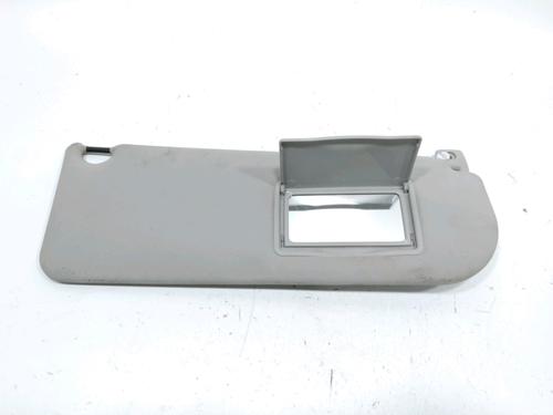 Used Right sun visor Right sun visor 31002379 31002379