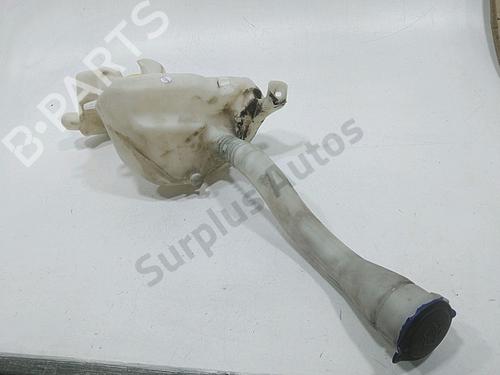 Used Windscreen washer tank Windscreen washer tank 39577744 39577744