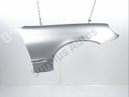Used Right front fenders Right front fenders MERCEDES-BENZ C-CLASS (W203) C 200 CDI (203.007) (122 hp) 36289256 36289256