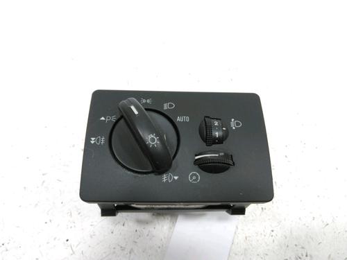 Used Headlight switch Headlight switch 37767474 37767474