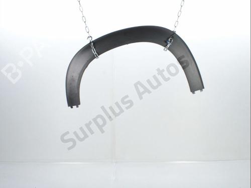 Używane Listwa nadkola przedniego lewego CITROËN C3 AIRCROSS II (2R_, 2C_) 1.5 BlueHDi 100 (2CYHYJ) (102 hp) 30869368