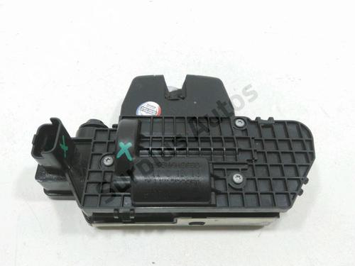 Used Tailgate lock PEUGEOT 208 I (CA_, CC_) 1.2 VTI 82 (82 hp) 31001768