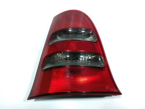 Used Left taillight MERCEDES-BENZ A-CLASS (W168) A 170 CDI (168.009, 168.109) (95 hp) 28269509