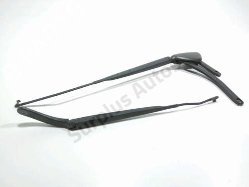 Used Front windshield wiper arm RENAULT SCÉNIC II (JM0/1_) 1.9 dCi (JM0G, JM12, JM1G, JM2C) (120 hp) 28272231