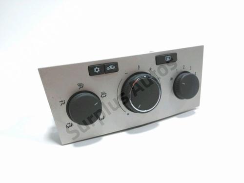 Commande Chauffage OPEL ASTRA H Estate (A04) 1.3 CDTI (L35) (90 hp) 28228400