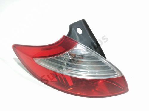 Venstre baglygte RENAULT MEGANE III Hatchback (BZ0/1_, B3_) 1.5 dCi (BZ09, BZ0D, BZ1W, BZ29, BZ14) (110 hp) 29860100