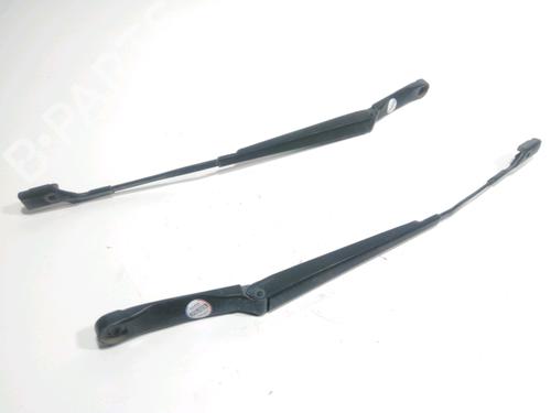 Used Front windshield wiper arm Front windshield wiper arm 37789994 37789994