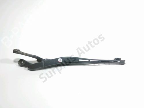Used Front windshield wiper arm Front windshield wiper arm AUDI A4 B6 (8E2) 1.9 TDI quattro (130 hp) 36765007 36765007