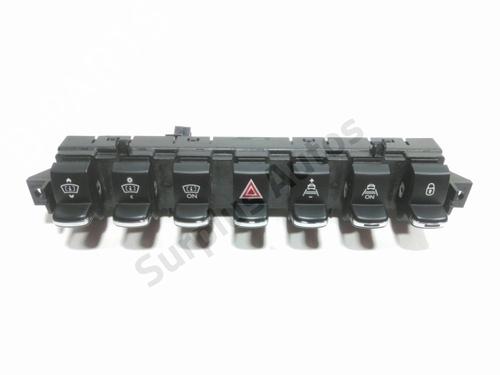 Used Warning switch PEUGEOT 3008 I MPV (0U_) 2.0 HDi (163 hp) 28229407