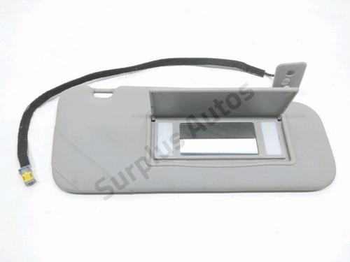 Used Right sun visor Right sun visor 37168307 37168307