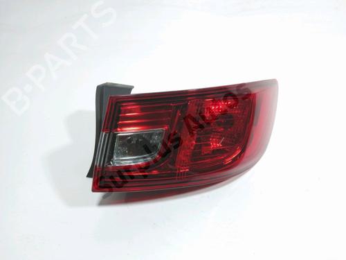 right-taillight-renault-clio-iv-bh_-2012-2013-2014-2015-2016-2017-2018-2019-2020-2021-35942006 main image