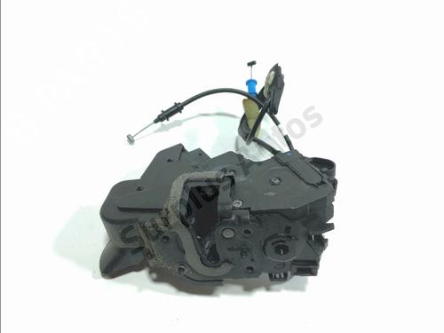 Used Front left lock PEUGEOT 308 SW III (FC_, FJ_, FR_, F4_, FN_) PureTech 130 (FRHNSL, FRHNST) (131 hp) 30742068