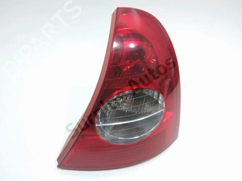 Used Right taillight Right taillight RENAULT CLIO II (BB_, CB_) 1.2 (BB0A, BB0F, BB10, BB1K, BB28, BB2D, BB2H, CB0A,... (58 hp) 32976240 32976240