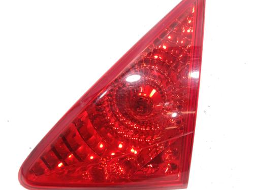 Højre baglygte bagklap PEUGEOT 3008 I MPV (0U_) 1.6 HDi (109 hp) 31005649