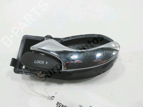 Used Rear left interior door handle Rear left interior door handle 31000084 31000084