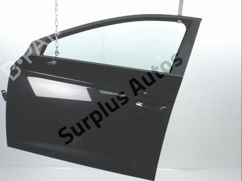left-front-door-seat-leon-st-5f8-2012-2013-2014-2015-2016-2017-2018-2019-2020-37291985 main image