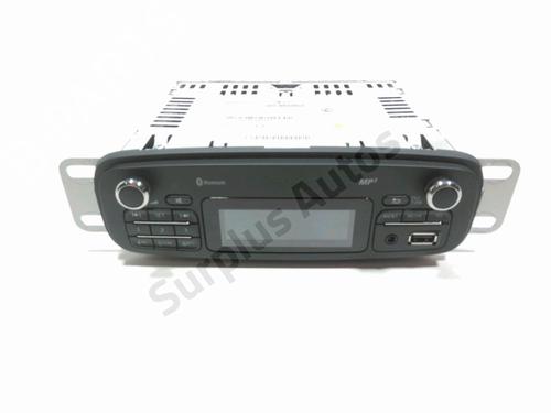 Used Radio RENAULT CLIO IV (BH_) 1.5 dCi 75 (75 hp) 28232045