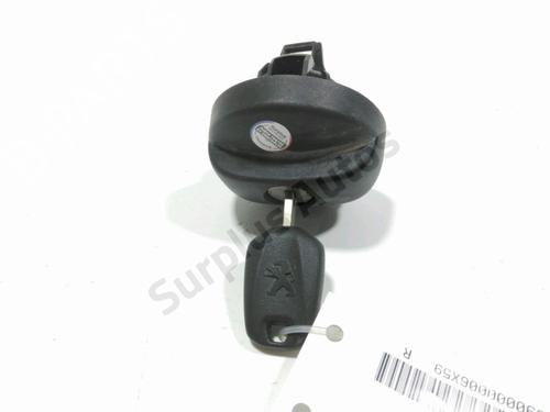 tankdksel-peugeot-2008-i-cu_-2013-31822292 main image