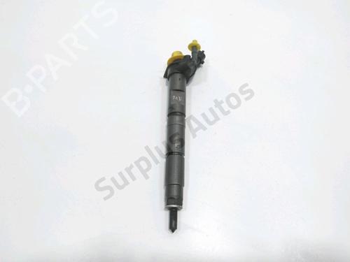 injector-toyota-yaris-_p9_-2005-2006-2007-2008-2009-2010-2011-2012-2013-2014-31964175 main image