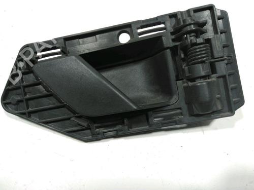 Used Front right interior door handle Front right interior door handle 29858174 29858174