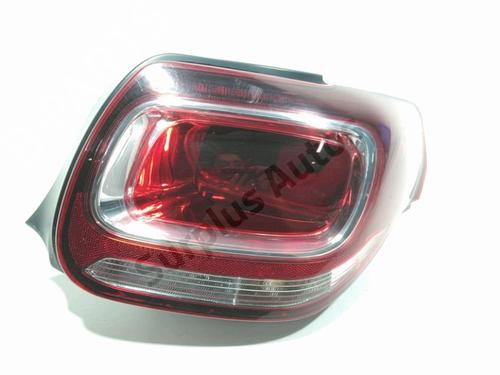 right-taillight-ds-ds-3-sa_-2015-2016-2017-2018-2019-38794148 main image