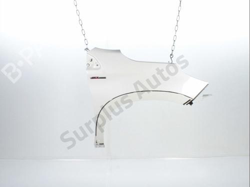 Used Right front fenders PEUGEOT 2008 I (CU_) 1.2 THP 110 / PureTech 110 (110 hp) 28235821