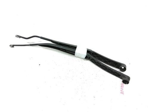 Used Front windshield wiper arm Front windshield wiper arm 37789914 37789914