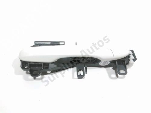 front-right-exterior-door-handle-toyota-corolla-hatchback-_e21_-_ea1_-_eh1_-2018-28241902 main image