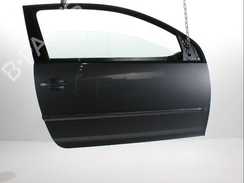 Used Right front door VW GOLF VI (5K1) 1.4 TSI (122 hp) 28243604