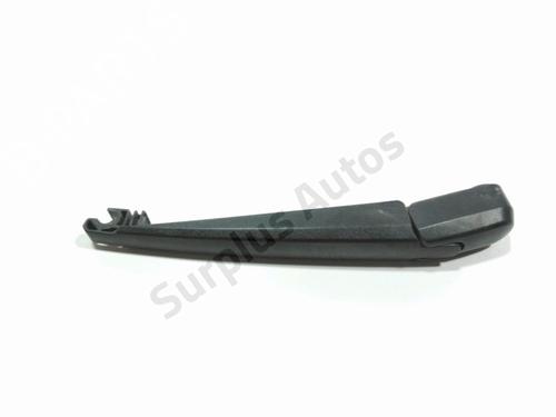 Used Rear windshield wiper arm KIA SOUL II (PS) 1.6 CRDi 136 (136 hp) 28271312