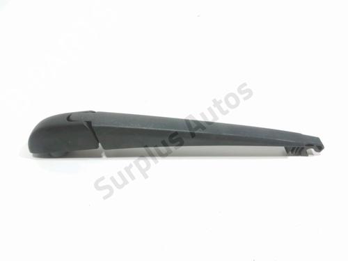 Used Rear windshield wiper arm TOYOTA COROLLA Hatchback (_E21_, _EA1_, _EH1_) 1.8 Hybrid (ZWE211) (98 hp) 28271243