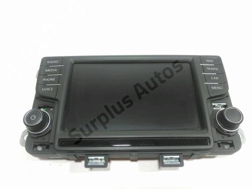 Used Radio VW POLO V (6R1, 6C1) 1.0 (60 hp) 28232271