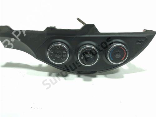 Used Climate control Climate control TOYOTA YARIS (_P13_) 1.4 D (NLP130_, NLP130) (90 hp) 33568591 33568591