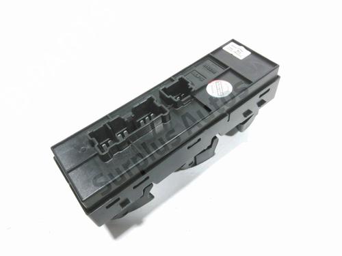 Left front window switch NISSAN JUKE (F15) 1.2 DIG-T | BP32311201I27 - Image 3