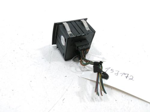 Warning switch BMW 3 (E90) 320 d | BP37768287I22 - Image 2