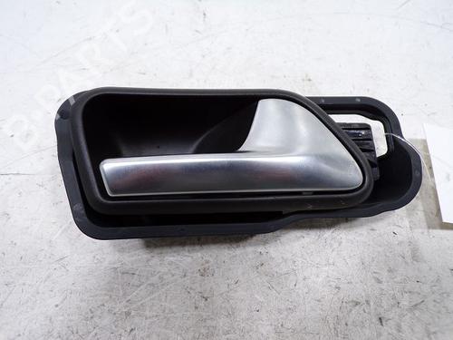 Used Front right interior door handle VW TOURAN (1T3) 1.6 TDI (105 hp) 30996066