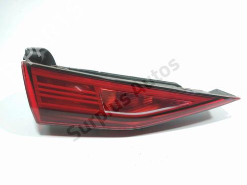 Feu de coffre gauche AUDI A3 Sportback (8YA, 8YF) 30 TDI (116 hp) 32102705