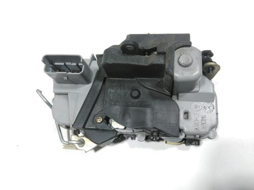 Front right lock PEUGEOT 307 (3A/C) 2.0 HDi 90 | BP28246940C97 