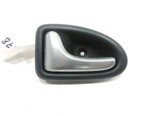 Used Rear left interior door handle Rear left interior door handle 31000017 31000017