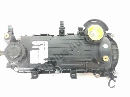 Used Valve cover Valve cover FIAT 500 (312_) 1.0 Mild Hybrid (312.AYD1B) (69 hp) 34616152 34616152